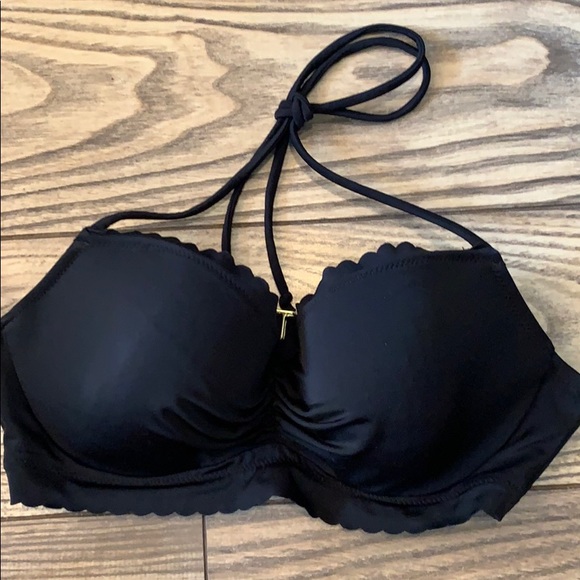 Victoria’s Secret Bikini Top - Picture 1 of 7